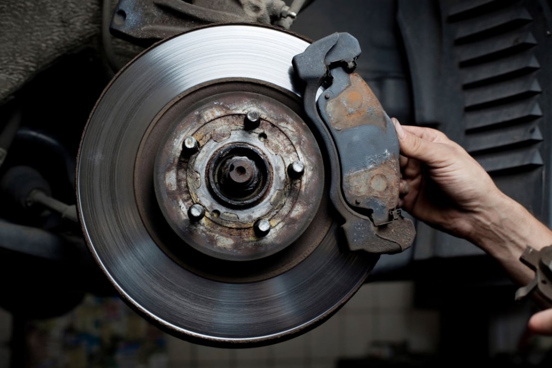 Warning Signs You Need New Brakes - Blog: Auto Body Tips &amp; Advice | One Stop Collision in Garden City - newbrakes
