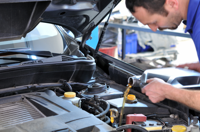 How Often Should I Get an Oil Change? - Blog: Auto Body Tips &amp; Advice | One Stop Collision in Garden City - oilchanges