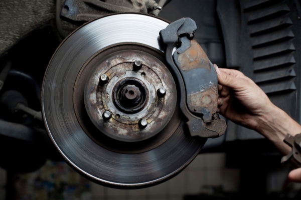 Warning Signs You Need New Brakes